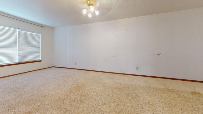 Building Photo - 180 Red Elk Dr