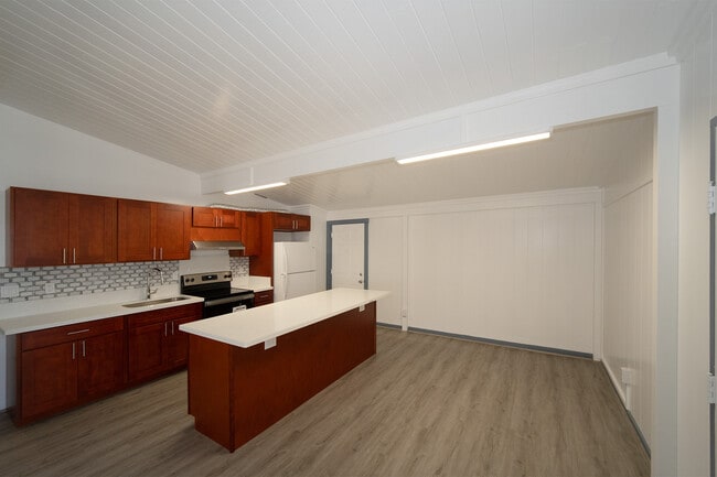Photo - 1957 Hoohai St (Pearl City, HI) House