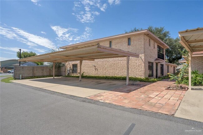 Foto del edificio - 5300 N 15th St