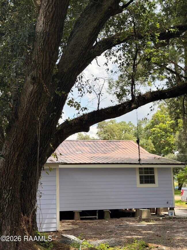 Building Photo - 4918 Par Rd 268