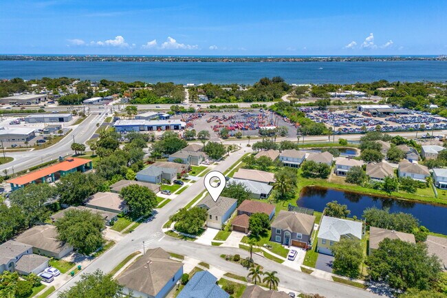 Building Photo - 2223 Dryden Ct