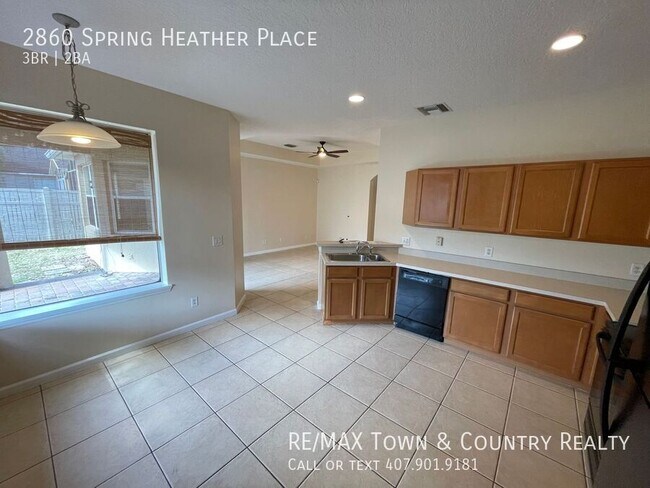 Building Photo - 2860 Spring Heather Pl