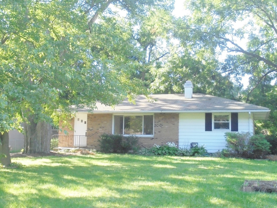 Primary Photo - 2109 7th St
