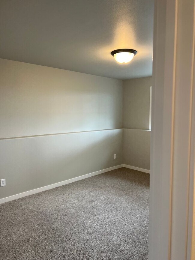 Foto del edificio - New 4 Bedroom/3 Bathroom House
