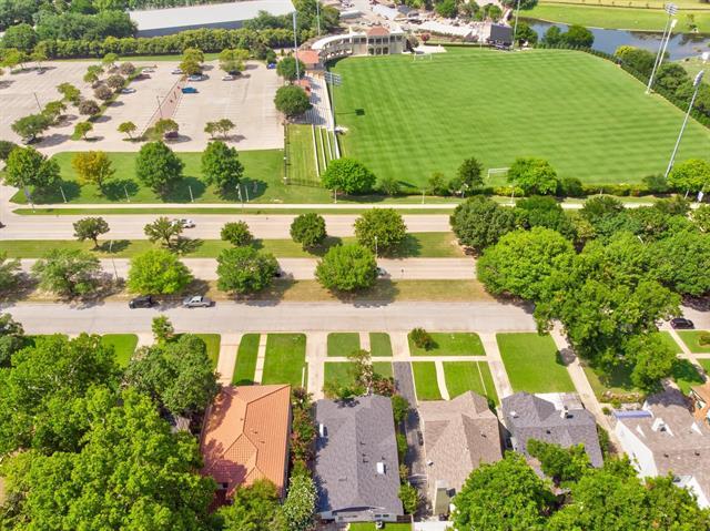 Building Photo - 3549 Bellaire Dr S