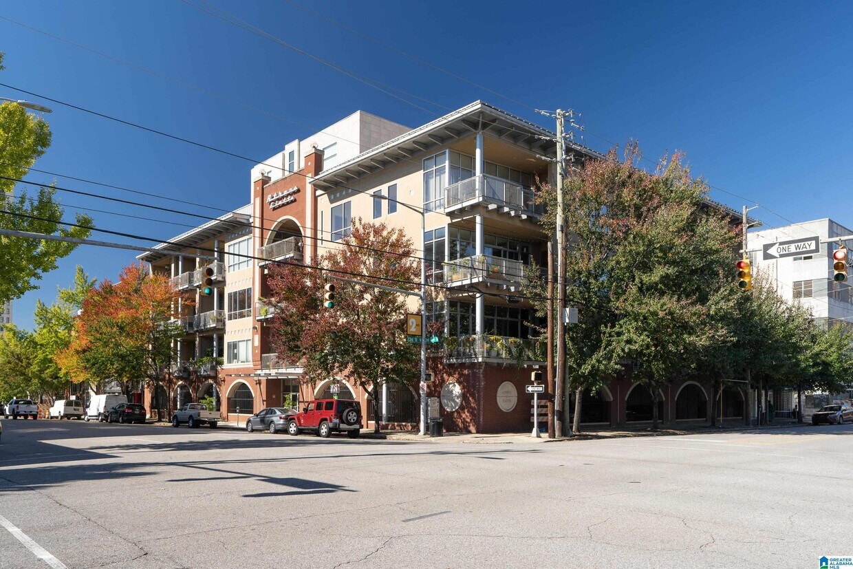 Primary Photo - 2222 2nd Ave N