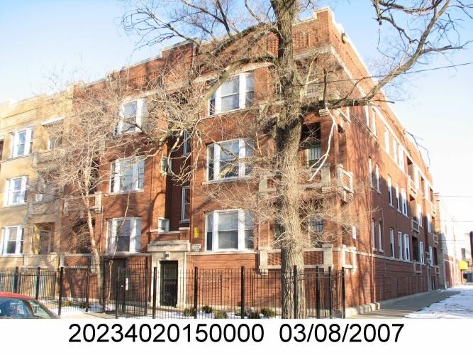 Building Photo - 1454 E 67th Pl