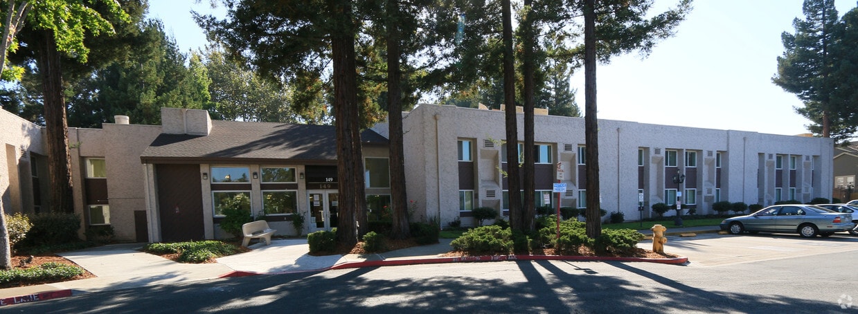 Building Photo - Petaluma Gardens Apartments