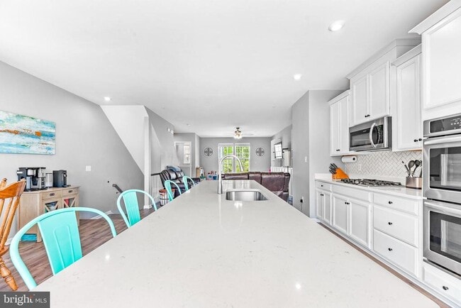 Foto del edificio - 43871 Eucalyptus Way