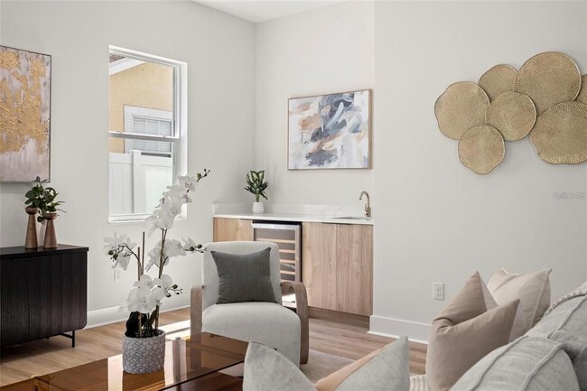 Foto del edificio - 1017 W Coral St