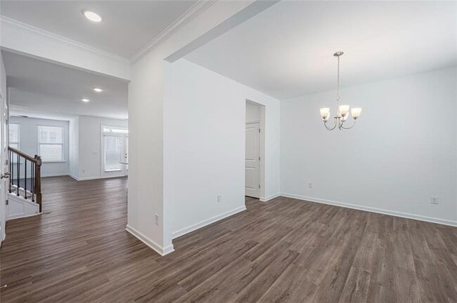 Building Photo - 256 Everett Sq