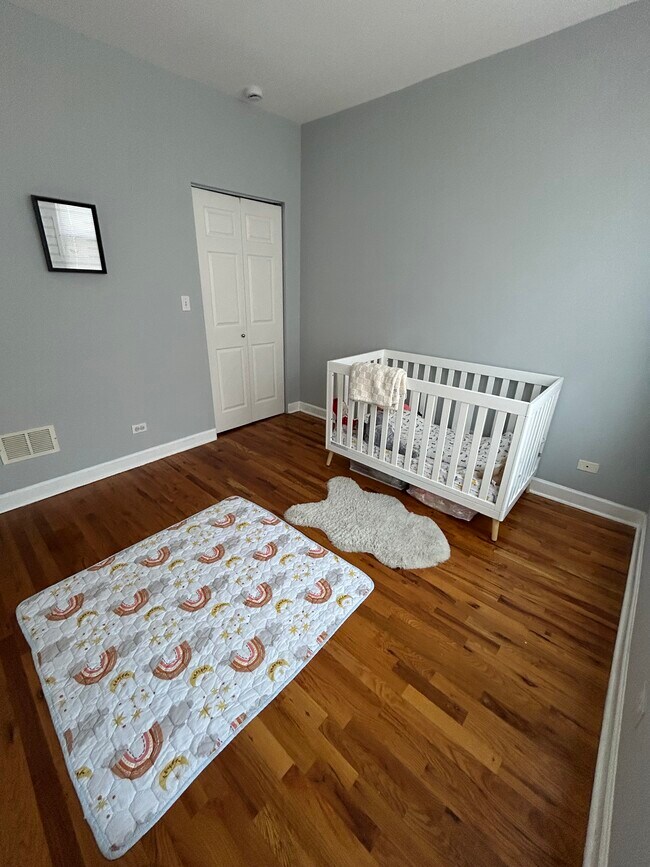 Foto del edificio - 2253 West Rosemont-3