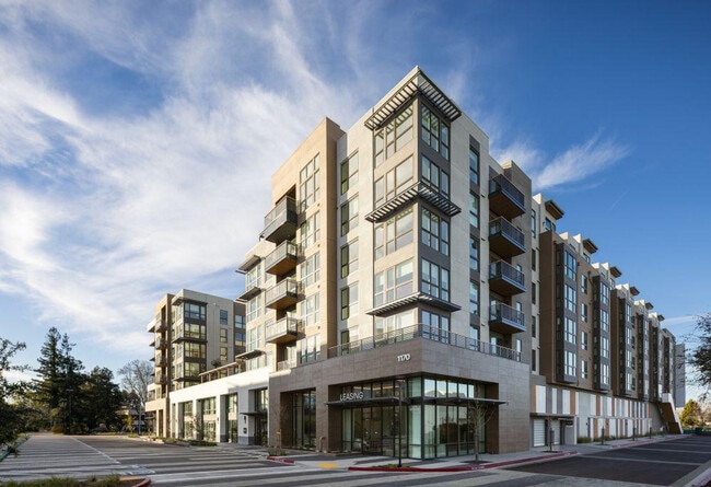 Foto del edificio - 1001 N Shoreline Blvd