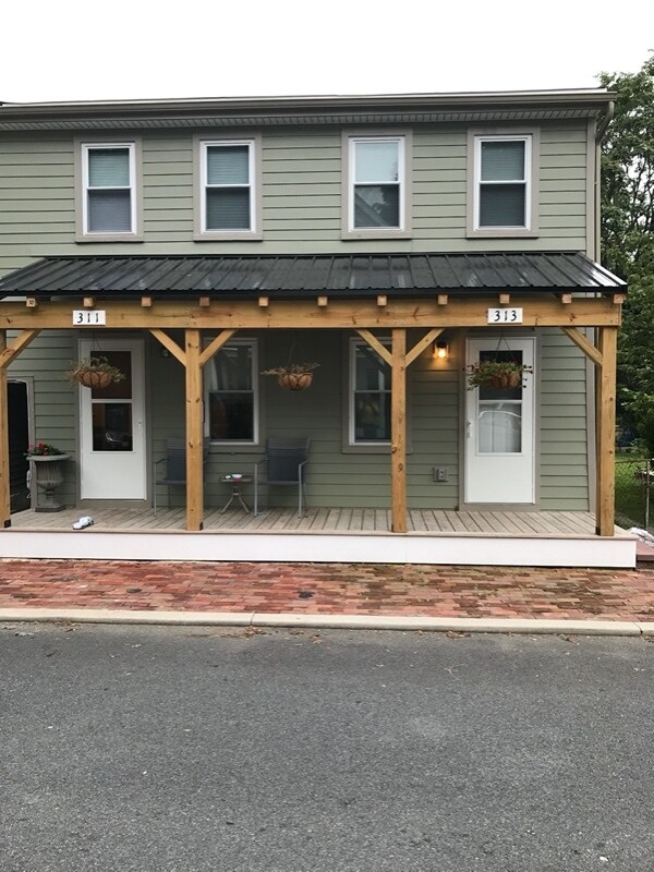 Foto principal - 311 W Mt Vernon St