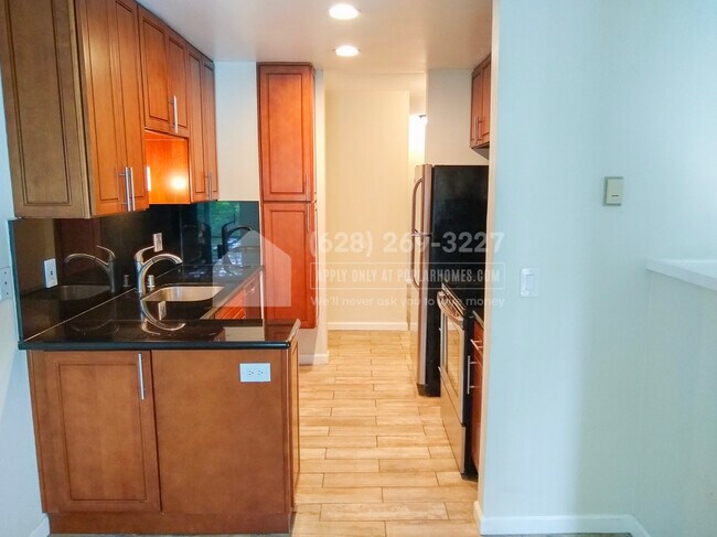 Foto del edificio - 2564 Walnut Blvd