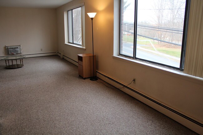 Living Room - 2100 Stanley St