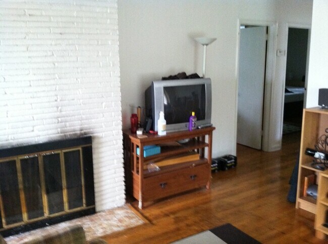 Foto del edificio - 3414 Rutgers St