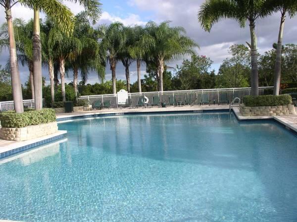 Foto del edificio - 154 SW Peacock Blvd