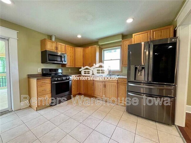 Foto del edificio - 5810 Francis Ave