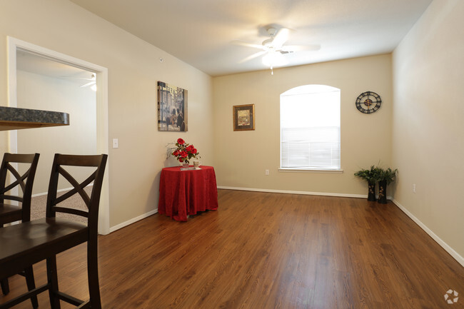 Living Room - Magoffin Park Villas