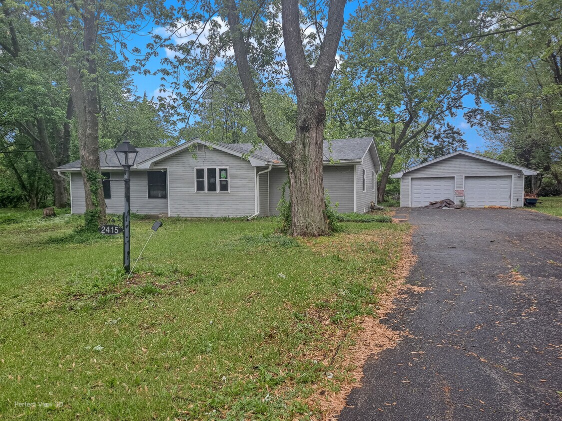 Foto principal - 2415 Lockner Blvd