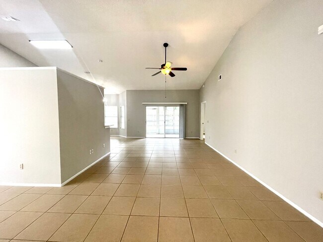 Foto del edificio - Cute 3/2 Oviedo Home in Twin Rivers!