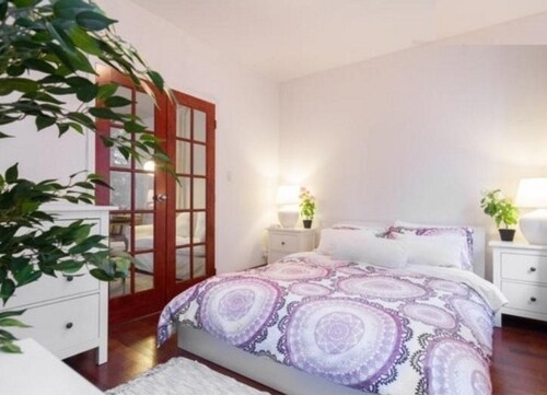 Foto principal - 267 W 11th St