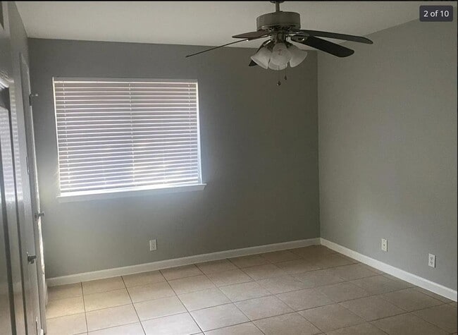Building Photo - 1810 Nicole Cir