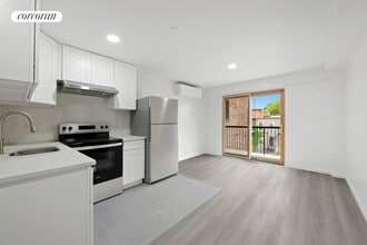 Building Photo - 217 9th St