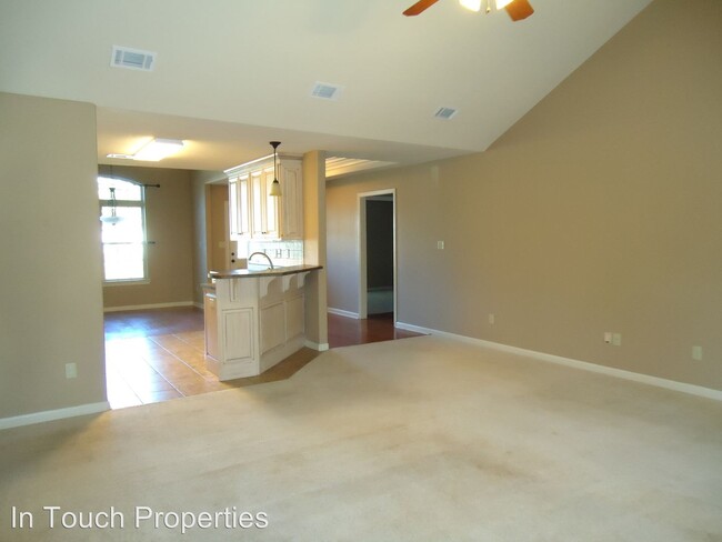 Foto del edificio - 4 br, 2 bath House - 4317 Shelby Lane