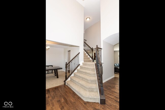 Foto del edificio - 10599 Geist View Dr