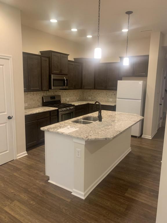 Building Photo - 5824 Buskirk Drive
