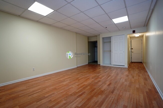 Photo - 62 Boylston St Apartment