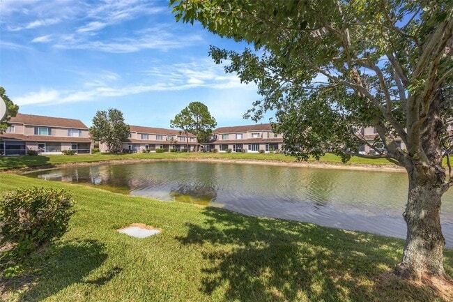 Building Photo - 6127 Bayside Key Dr