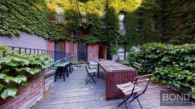 Foto del edificio - 3 bedroom in Manhattan NY 10003