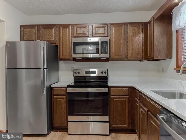 Foto del edificio - 44664 Willow Oak Ct