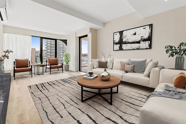 Building Photo - 171 Chrystie St