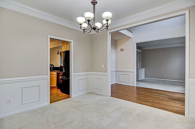 Foto del edificio - 17005 Hampton Trace Rd