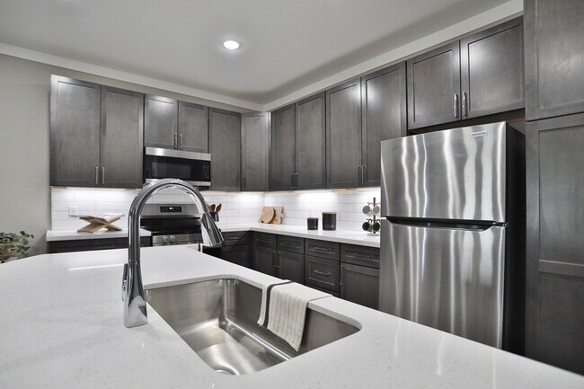 Foto del edificio - Altair Luxury Apartments