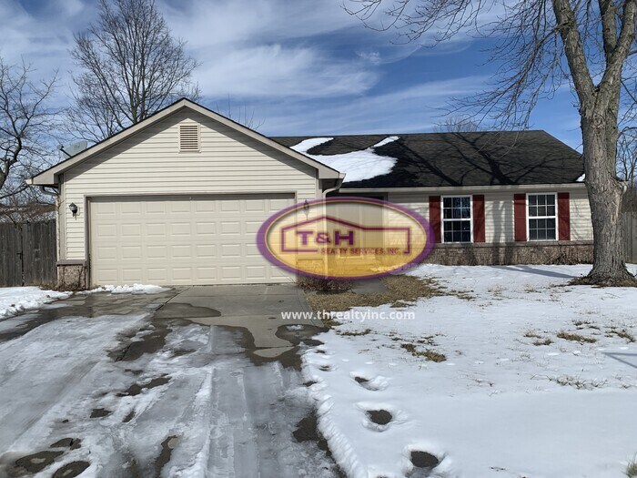 Primary Photo - Lovely Pike Township Ranch!