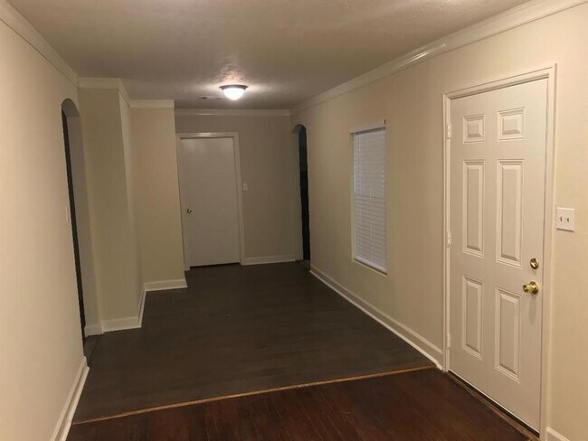 Foto del edificio - 7810 Kimble St