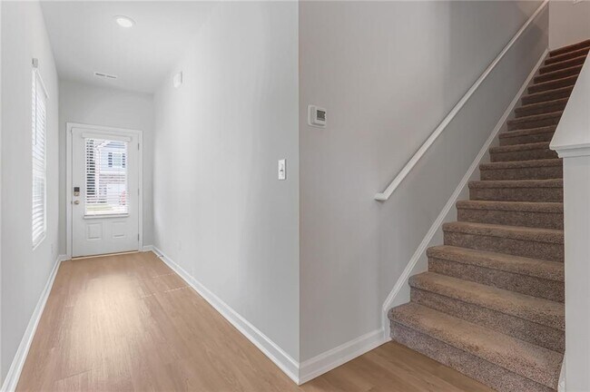 Building Photo - 144 Belldown Ct
