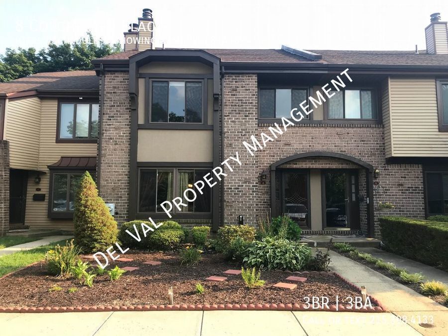 Foto principal - Spacious 3-Bedroom Townhome for Rent - 8 C...