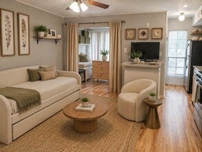 Building Photo - 1510 W N Loop Blvd