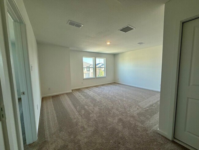 Foto del edificio - 22142 Ingham Blf Ln
