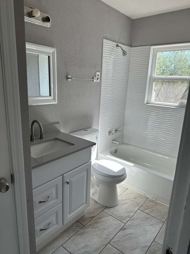 Foto del edificio - 1021 Pryor St