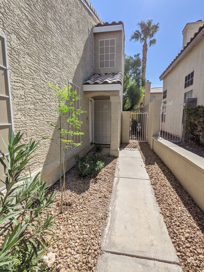 Building Photo - 7613 Sea Wind Dr