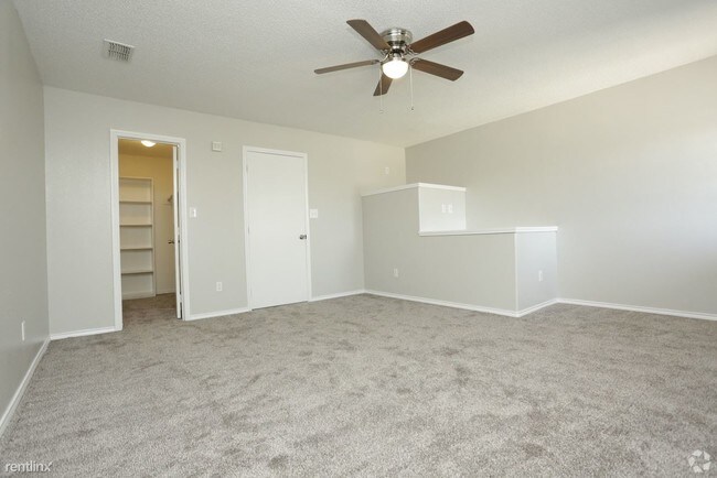 Building Photo - 2110 Elisa Ln