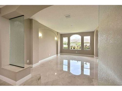 Building Photo - 2956 Juniper Ln