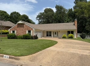 Building Photo - 4816 Gretna Green Ln